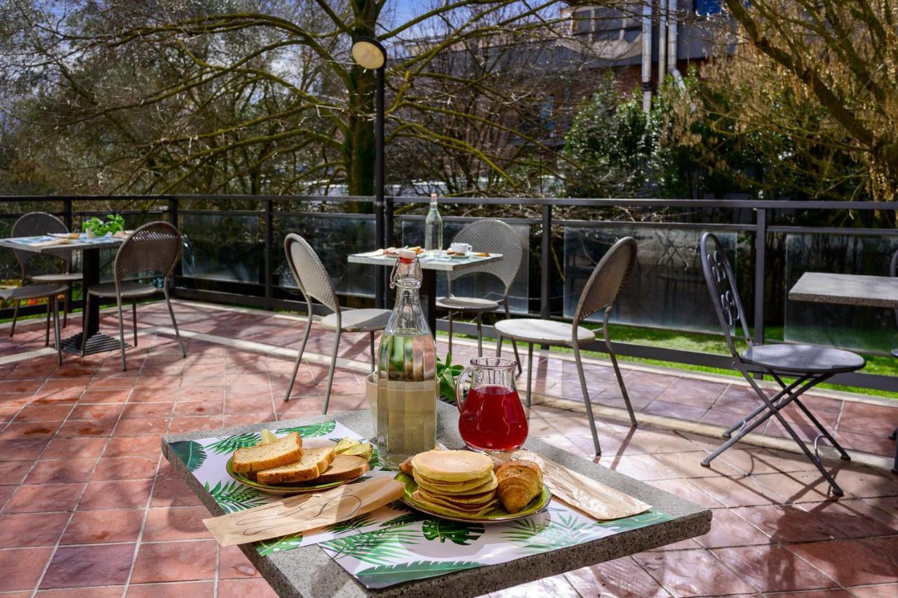 Hotel Torre Di Pratolungo Рим Екстериор снимка