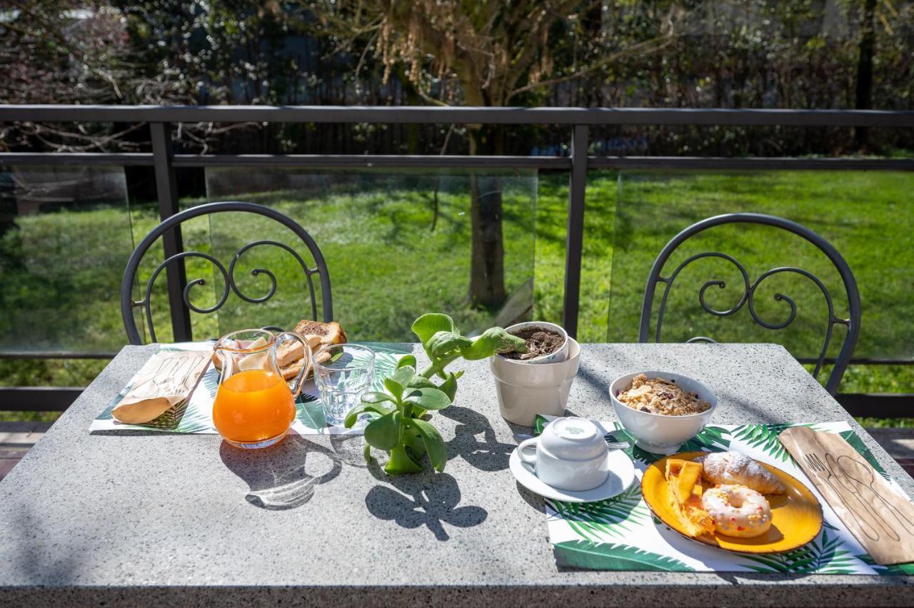 Hotel Torre Di Pratolungo Рим Екстериор снимка